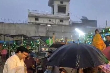 डॉ. कौशल वर्मा ने गोला गोकर्णनाथ में छठ पूजा पर श्रद्धालुओं को शुभकामनाएं दीं, कहा यह पर्व लोक आस्था और सामाजिक एकता का प्रतीक है।