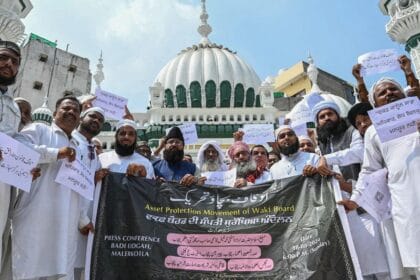 kerala-waqf-munambam-land-court-order-2025