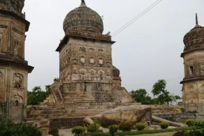 लखीमपुर खीरी समाचार: शहर में विकास की अद्भुत गाथा, जानिए सभी अपडेट्स!