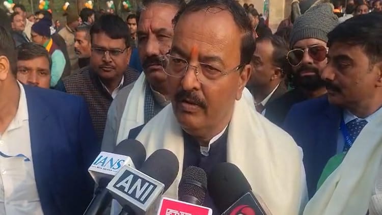 UP : - UP : डिप्टी सीएम केशव ने कहा- मानसिक संतुलन खो बैठे हैं अखिलेश यादव