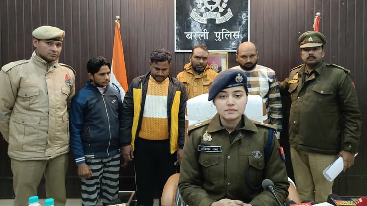 हवाला - हवाला का काला धंधा: बरेली में मामूली जरी कारीगर से फर्म का मालिक बना मोहम्मद नबी, खातों में करोड़ों का लेन-देन