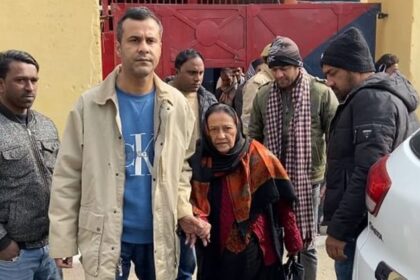 UP: 'आजम - UP: 'आजम खां बीमार...जेल में नहीं मिल रही सुविधा, बेड तक नहीं दिया', मुलाकात के बाद बोलीं- पत्नी तजीन फात्मा