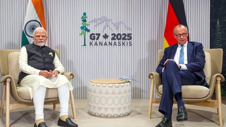 Germany: - Germany: जर्मनी से 72 हजार करोड़ का होगा पनडुब्बी समझौता, दोनों देशों के बीच सबसे बड़ा रक्षा सौदा होगा