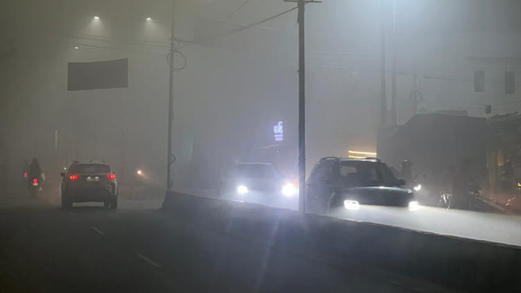 UP Weather - UP Weather Update: अभी और कंपकंपी छुड़ाएगी शीतलहर, मार्च तक खिंच सकती है सर्दी