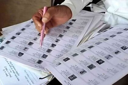 UP Panchayat - UP Panchayat Election 2026: डुप्लीकेट मतदाताओं का दायरा बढ़ा, पहचान को आधार के अंतिम चार अंक होंगे अनिवार्य