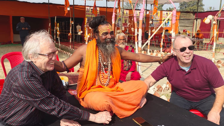 Farrukhabad: - Farrukhabad: मेला रामनगरिया पर बनेगी डाक्यूमेंट्री, पहुंचे जर्मनी व फ्रांस के पत्रकार