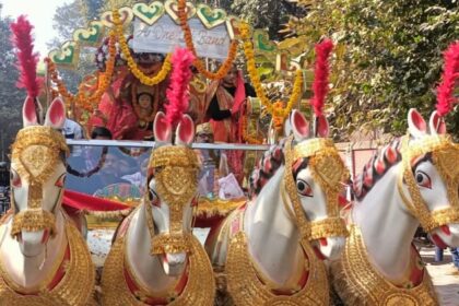 Bareilly - Bareilly News: तीन दिवसीय उत्तरायणी मेला शुरू, बरेली में कलाकारों ने देवभूमि की संस्कृति के बिखेरे रंग