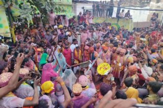 Laddu - Laddu Holi 2026: बरसाना में 24 फरवरी को लड्डू और 25 को लठामार होली, कार्यक्रम हुआ जारी