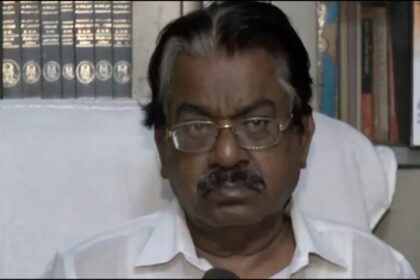 Politics - Politics On Karur Stampede: तमिलनाडु के करूर में भगदड़ पर डीएमके का हमला, विजय को ठहराया मौतों का जिम्मेदार