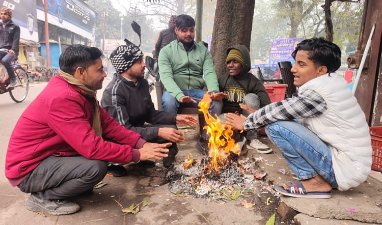 Lakhimpur - Lakhimpur Kheri News: पहाड़ों की पिघलती बर्फ से तराई में छूटी कंपकंपी