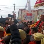 Magh - Magh Mela Snan Live: अविमुक्तेश्वरानंद के समर्थकों ने की तोड़फोड़, पुल नंबर 4 के बैरिकेड भी तोड़े