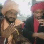 Lakhimpur - Lakhimpur Kheri: साधु वेशधारी दो लोगों ने की ठगी की कोशिश, गुस्साए लोगों ने कर दी पिटाई, पुलिस को सौंपा