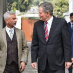 India-US - India-US Ties: USISPF ने अमेरिकी सांसद स्टीव डेनिस का किया स्वागत, आर्थिक और रणनीतिक सहयोग पर चर्चा