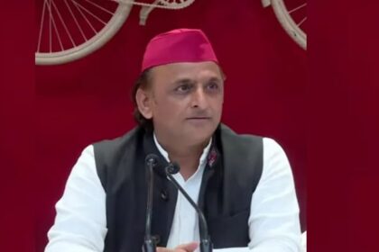 Magh - Magh Mela 2026: अखिलेश यादव बोले- माघ मेला में संतों के साथ दुर्व्यवहार अक्षम्य