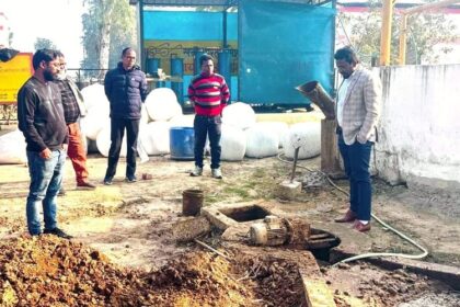 Lakhimpur - Lakhimpur Kheri News: गोशाला में बायोगैस प्लांट से बनने लगी बिजली, फैला उजियारा