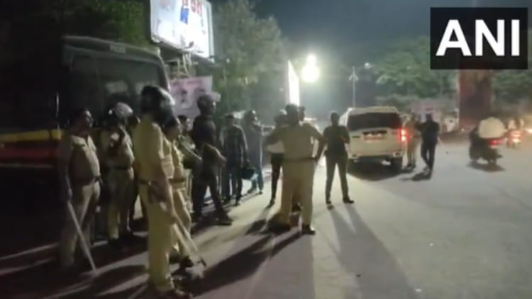 BMC Polls: - BMC Polls: बीएमसी चुनाव के नतीजों के बाद भिवंडी में भिड़े BJP और केवीए समर्थक, पत्थरबाजी से बिगड़ा माहौल