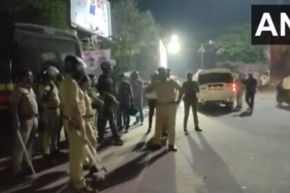 BMC Polls: - BMC Polls: बीएमसी चुनाव के नतीजों के बाद भिवंडी में भिड़े BJP और केवीए समर्थक, पत्थरबाजी से बिगड़ा माहौल