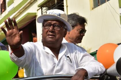 Saugata - Saugata Roy: तृणमूल कांग्रेस सांसद सौगत रॉय बीमार, बेचैनी की शिकायत के बाद अस्पताल में भर्ती कराया गया