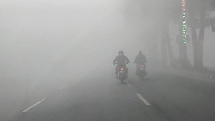 Weather: - Weather: पहाड़ों पर बर्फबारी के बीच मैदानों में चढ़ा पारा, अगले सात दिन बारिश के आसार