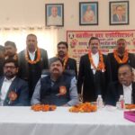 Lakhimpur - Lakhimpur Kheri News: तहसील बार एसोसिएशन की नई कार्यकारिणी ने ली शपथ