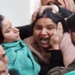 Killing - Killing & Suicide: खून सने कमरे में जाने से रोकी बहनें, दहाड़े मारकर रोईं, बोलीं- भाई हमें तो कुछ बताता