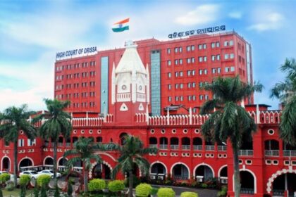 High - High Court: ओडिशा हाईकोर्ट का केंद्र को सख्त संदेश, कहा- शहीदों के परिवारों का भरोसा न टूटे; जानें मामला