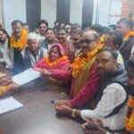 LDB: - LDB: अलीगढ़ में निर्विरोध निर्वाचन तय, जवां में तीन प्रस्तावकों के अपहरण का शोर, शाखा में धक्का-मुक्की