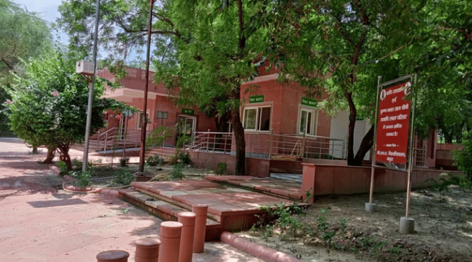 ब्रज - ब्रज की धरती पर श्रद्धा का संगम: रसखान और ताज बीबी का समाधि स्थल,  रूस और अमेरिकी पर्यटकों के भा रहा मन