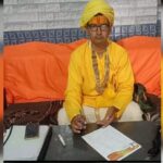 Prayagraj - Prayagraj : शंकराचार्य को स्नान कराने के लिए फलाहारी महाराज ने सीएम योगी को खून से लिखा पत्र