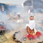 UP: तप... - UP: तप... खाक चौक के तपस्वी नगर में धूनी तपस्या, बड़ी संख्या में पंचधूनी साधना में साधु-संत; जानें इसका महत्व