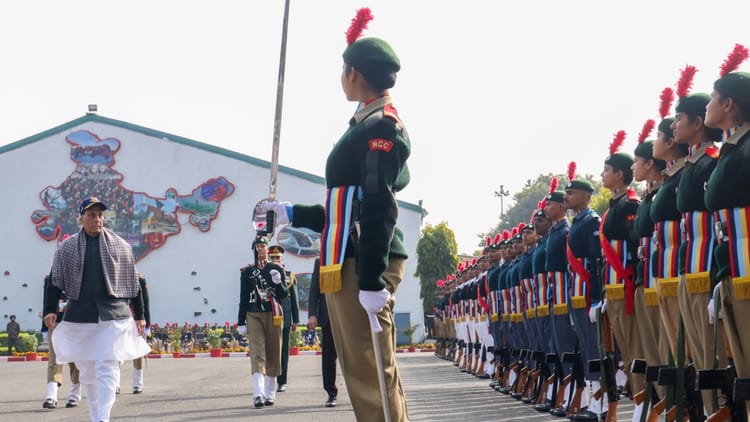 Rajnath - Rajnath Singh: अनिश्चित दुनिया में हमेशा तैयार रहें, NCC दूसरी सुरक्षा पंक्ति; रक्षा मंत्री का युवाओं को संदेश