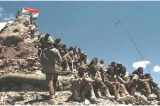 Army: - Army: गणतंत्र दिवस से पहले सेना का सम्मान, 2241 जेसीओ को मानद रैंक; कारगिल नायक संजय कुमार बने मानद कैप्टन