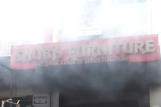 Hyderabad: - Hyderabad: हैदराबाद में फर्नीचर की दुकान में लगी भीषण आग, हादसे में पांच ने गंवाई जान