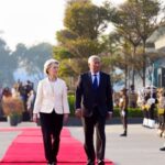 New Delhi: - New Delhi: भारत पहुंचे गणतंत्र दिवस के मुख्य अतिथि लुइस और लेयेन, गार्ड ऑफ ऑनर से हुआ स्वागत