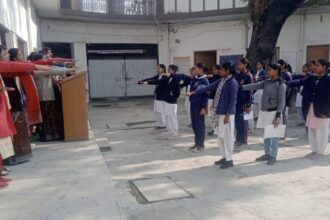 Lakhimpur - Lakhimpur Kheri News: छात्राओं को विरासत और लोकतांत्रिक जिम्मेदारियों का दिया संदेश