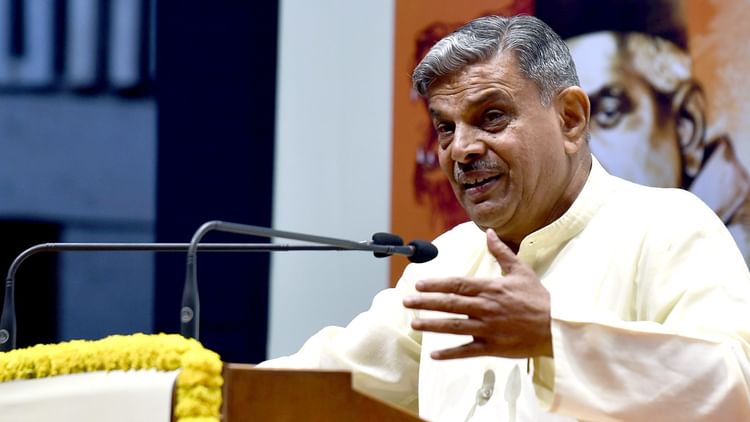 Republic - Republic Day 2026: दिल्ली संघ कार्यालय में ध्वजारोहण, सरकार्यवाह होसबाले की देश सेवा में समर्पित रहने की अपील