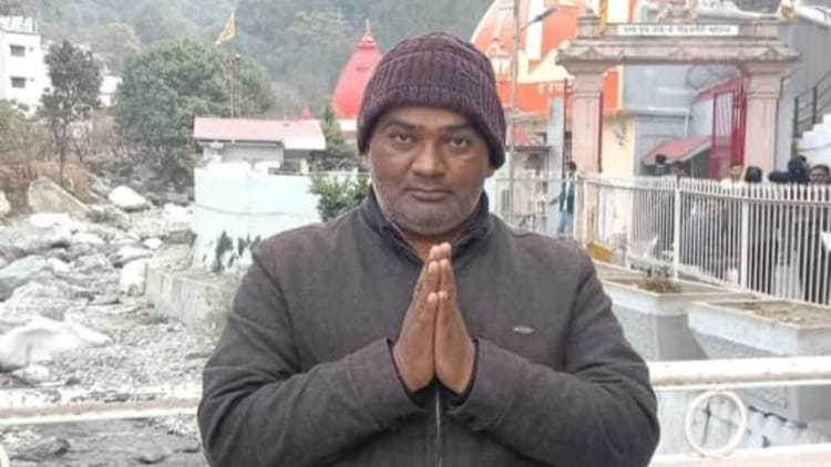 Lakhimpur - Lakhimpur Kheri News: तेज रफ्तार ट्रक ने कार को मारी टक्कर, खाद व्यापारी की मौत, परिवार में मचा कोहराम