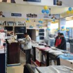 Lakhimpur - Lakhimpur Kheri News: इलेक्ट्रॉनिक बाजार पर छाया सहालग का रंग