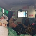 Aligarh: - Aligarh: गर्भवती को हुई प्रसव पीड़ा, जाम में फंसी एंबुलेंस में ही गूंजी किलकारी, बेटे का दिया जन्म