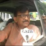 Maharashtra: - Maharashtra: 'बारामती हवाई अड्डा पर उड़ान संचालन की अनुमति क्यों दी गई?', संजय राउत ने डीजीसीए से पूछा सवाल