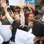 UGC: - UGC: यूजीसी के बहाने बढ़त लेने के मूड में सपा-बसपा, सर्वोच्च न्यायालय के फैसले पर टिकी भाजपा की नजर