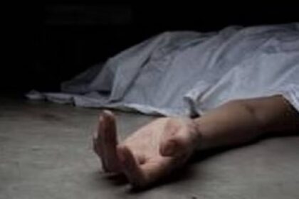 UP: मेरठ - UP: मेरठ में दुष्कर्म पीड़िता ने जहर खाया, दो दिन अस्पताल में तड़पने के बाद मौत, आरोपी गिरफ्तार