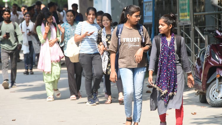 MGKVP: - MGKVP: काशी विद्यापीठ में पांच फरवरी से होंगी बीए-बीएससी की परीक्षाएं, शेड्यूल जारी; पढ़ें- पूरी जानकारी