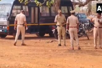 Karnataka - Karnataka Transformer Blast: बीदर के हुमनाबाद में ट्रांसफॉर्मर में धमाका, पांच लोग घायल; दो की हालत गंभीर