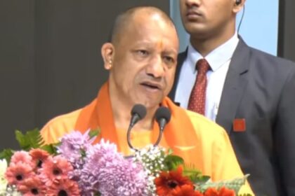 Budget - Budget 2026: आज यूपी को 4.10 लाख करोड़ से अधिक मिलने की उम्मीद, इन क्षेत्रों के लिए 75 हजार करोड़ की नई मांग