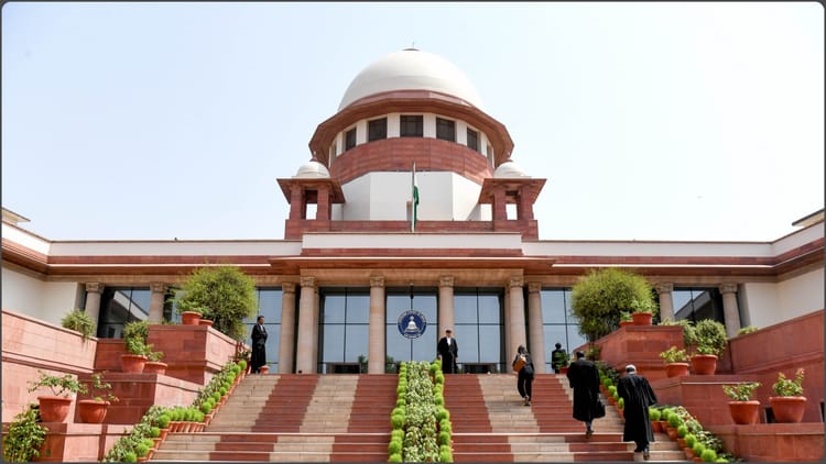 Supreme - Supreme Court: मेडिकल के पीजी छात्रों के लिए सेवा बॉन्ड स्थगित करें राज्य, सुप्रीम कोर्ट की अहम टिप्पणी