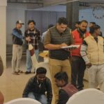 Lucknow: - Lucknow: 500 रुपये की हेराफेरी का आरोप, कैशियर ने लगाया फंदा, लिखा... बेईमानी का धब्बा लेकर नहीं जी सकता