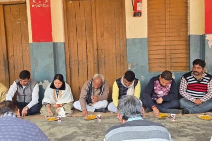 Lakhimpur - Lakhimpur Kheri News: समरसता खिचड़ी भोज में दिखी सबकी सहभागिता