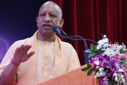 UP: सीएम - UP: सीएम बोले, 'प्रशिक्षण, कौशल विकास और उद्यमिता का केंद्र बनेगा ‘सरदार पटेल एम्प्लॉयमेंट एंड इंडस्ट्रियल जोन