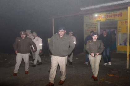 बरेली - बरेली में युवक की हत्या: शराब पार्टी के दौरान तीन दोस्तों ने छत से फेंका, एक आरोपी मुठभेड़ में गिरफ्तार